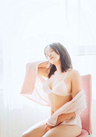 欧美美女污污搞鸡_BD国语免费观看
